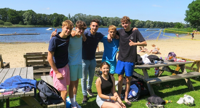 De Klassendag op het Grunostrand: een zomers festijn!