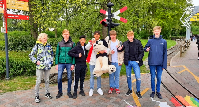Gillen in de achtbaan
