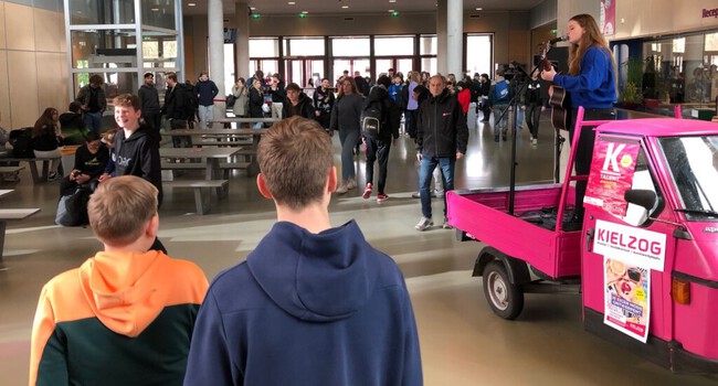 Kielzog komt binnen(rijden)