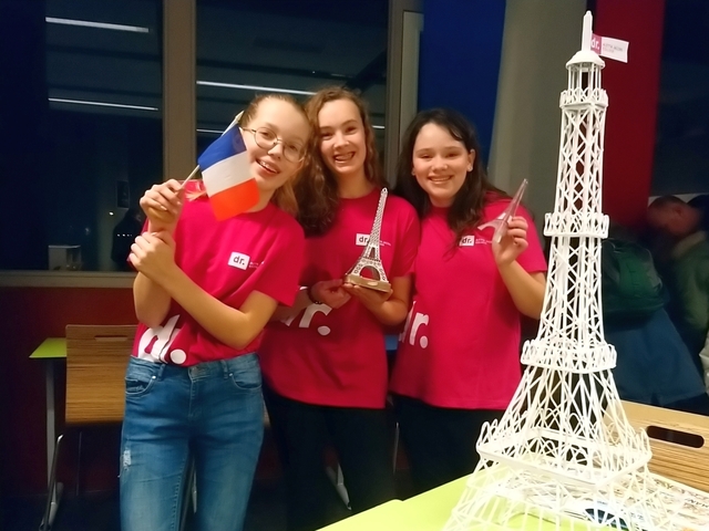 Onze leerlingen helpen bij een geslaagd Open Huis