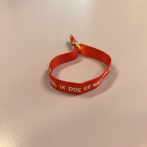 Pesten, wij doen er niet aan mee!